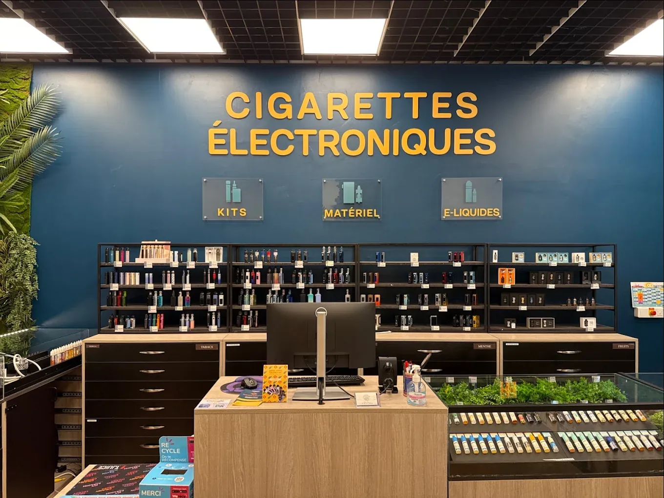 Corner cigarettes électroniques HappeSmoke Châteauneuf-les-Martigues